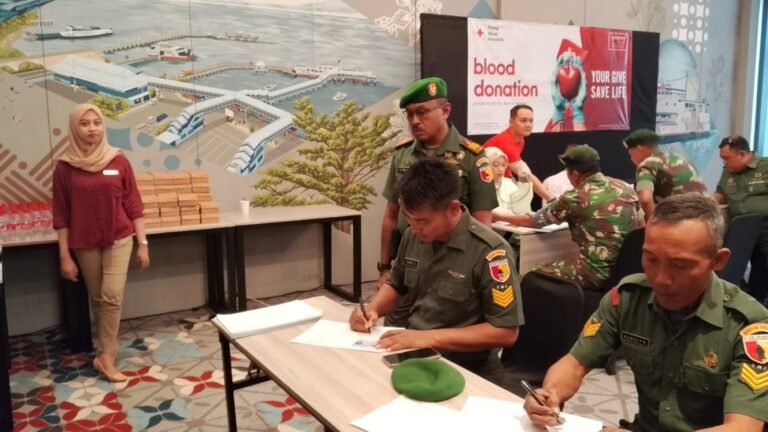Partisipasi TNI Pada Kegiatan Donor Darah di Hotel Kokoon dalam Rangka HUT RI ke-80