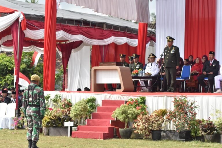 Satgas TMMD 125 Ikuti Upacara HUT RI ke-80 di Lapangan Siliragung