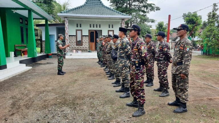 Posramil 0825/23 Tegalsari dan Banser Gelar Apel Gabungan, Perkuat Sinergi Jaga Keamanan Wilayah