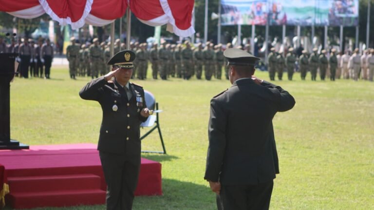 Dandim 0825/Banyuwangi Pimpin Upacara HUT Ke – 80, Tekankan Soliditas dan Kemanunggalan dengan Rakyat