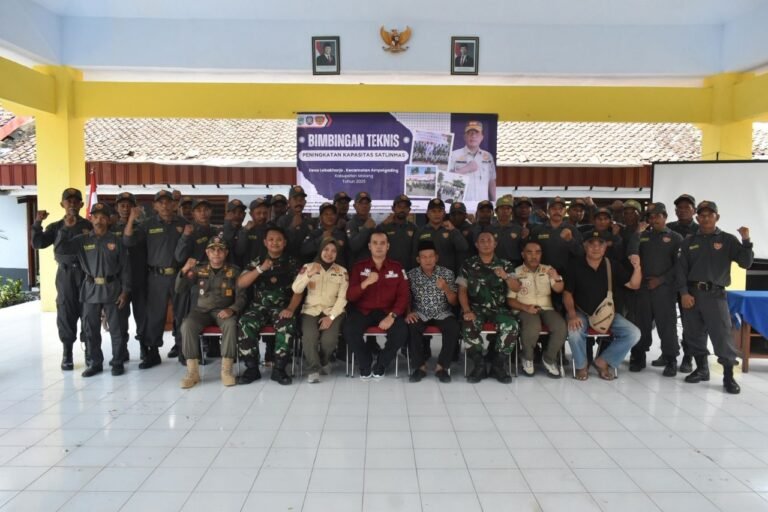 TMMD ke-126 bersama Pemerintah Desa Lebakharjo dan Satuan Polisi Pamong Praja (Satpol PP) Kabupaten Malang menggelar bimbingan teknis peningkatan kapasitas Satuan Perlindungan Masyarakat