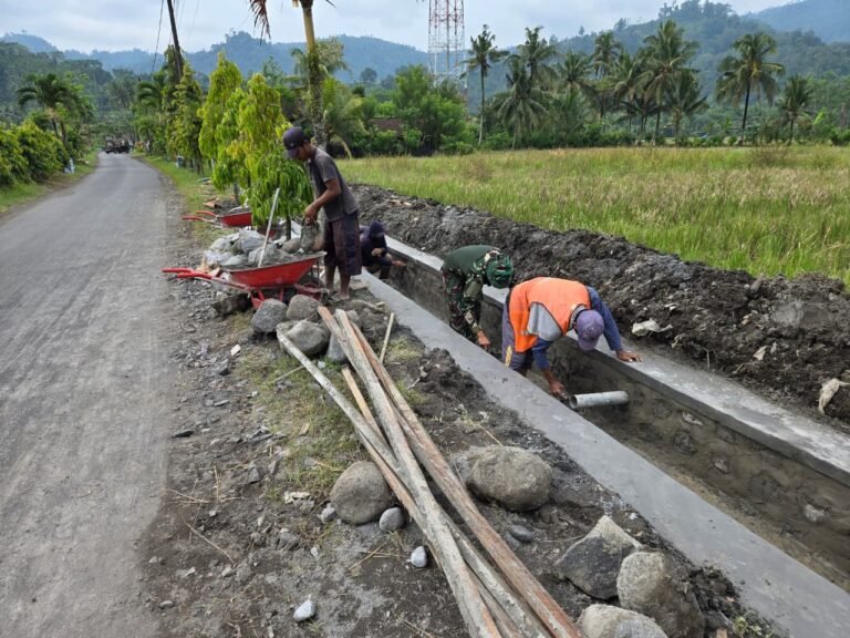 Program TNI Manunggal Membangun Desa (TMMD) ke-126 Kodim 0818/Malang-Batu terus menunjukkan progres positif di Dusun Krajan 1B