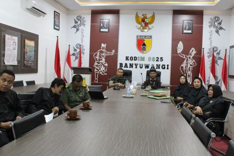 Dandim Banyuwangi Laksanakan Vicon Satgas Pembangunan Koperasi Merah Putih Jawa, Dorong Akselerasi Gerai dan Pergudangan Desa