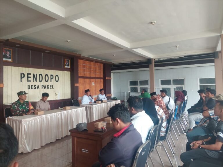 Pembentukan Kelompok Sadar Hukum (KADARKUM) di Desa Pakel, Kecamatan Licin