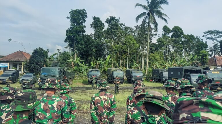 Dandim Lumajang Konsolidasikan Personel Gabungan Hadapi Dinamika Dampak Erupsi Semeru