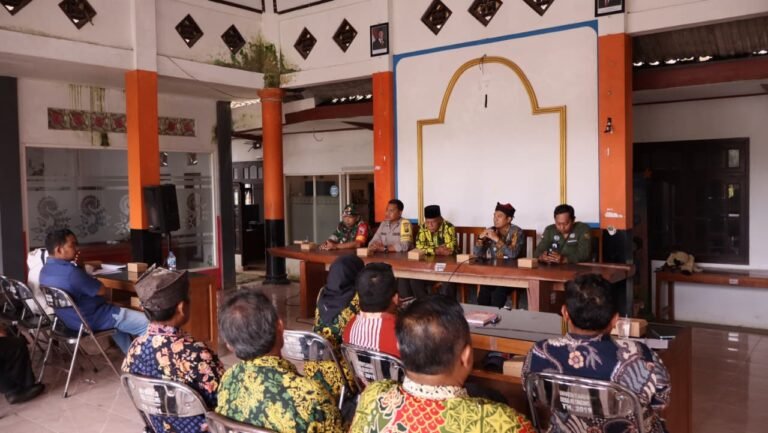 Babinsa Posramil 0825/22 Licin Hadiri Musdesus Perencanaan Pembangunan KDKMP Desa Kluncing